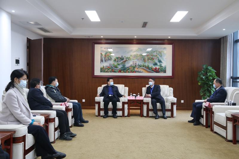 2022年12月，時任湖南省人民政府副省長、黨組成員，省國資委黨委書記陳飛到公司調研指導工作